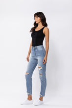 Load image into Gallery viewer, HIGH RISE 90'S SKINNY JEAN'S W/ DESTRUCTION AND HEM RIPS