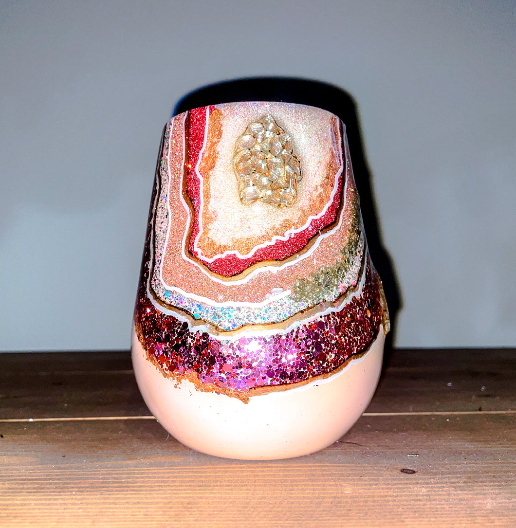 14 Ounce Pink Geode wine tumbler