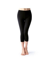 Load image into Gallery viewer, SEAMLESS CAPRI LEGGINGS, ONE SIZE
